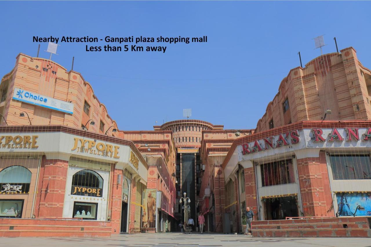 Aapnni Hotel Jaipur Buitenkant foto